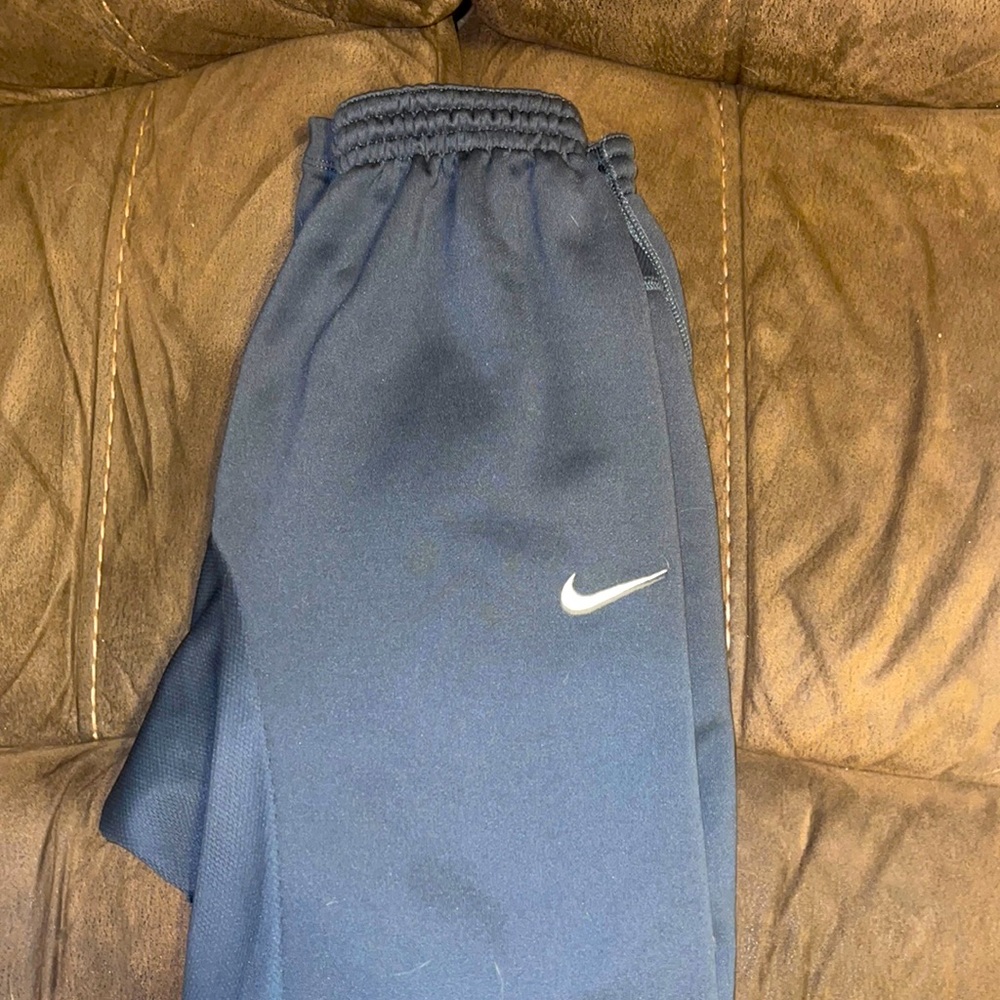 Nike dri-fit sweatpants size M grey